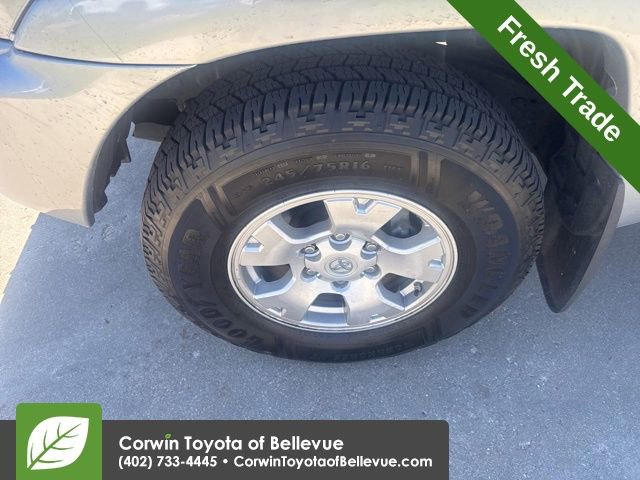 Used 2014 Toyota Tacoma 4x4 Double Cab w/ SR5 Package image 11