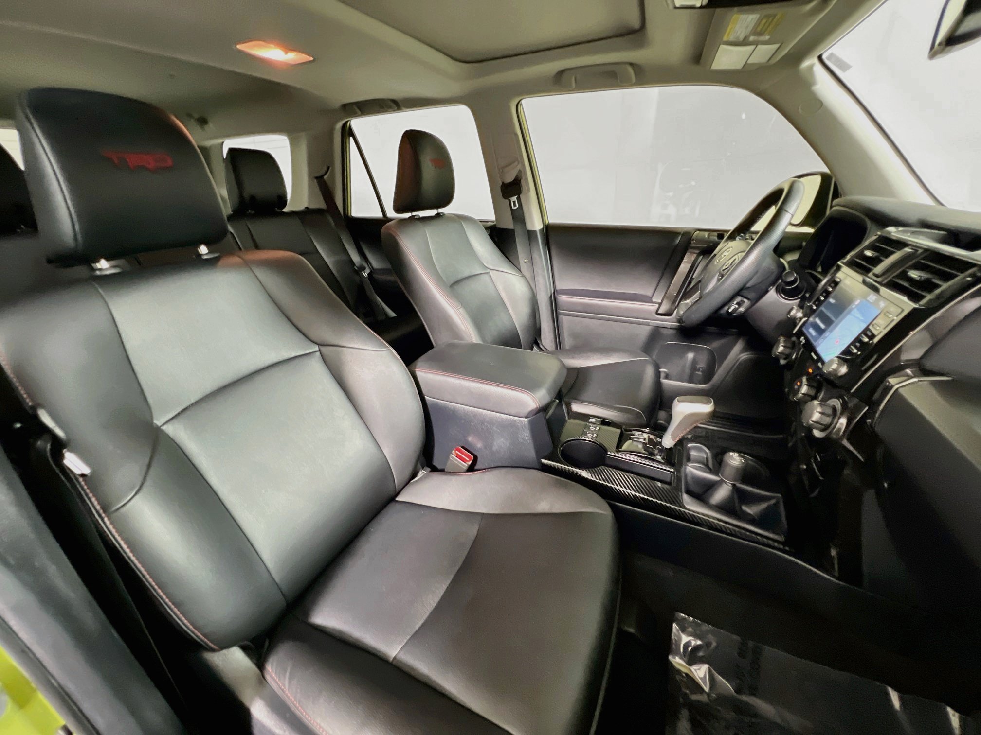 Used 2023 Toyota 4Runner TRD Off-Road Premium w/ Moonroof Package AWD/4WD image 30