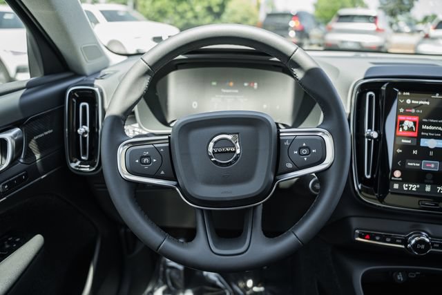 New 2026 Volvo XC40 B5 Plus w/ Climate Package AWD/4WD image 31