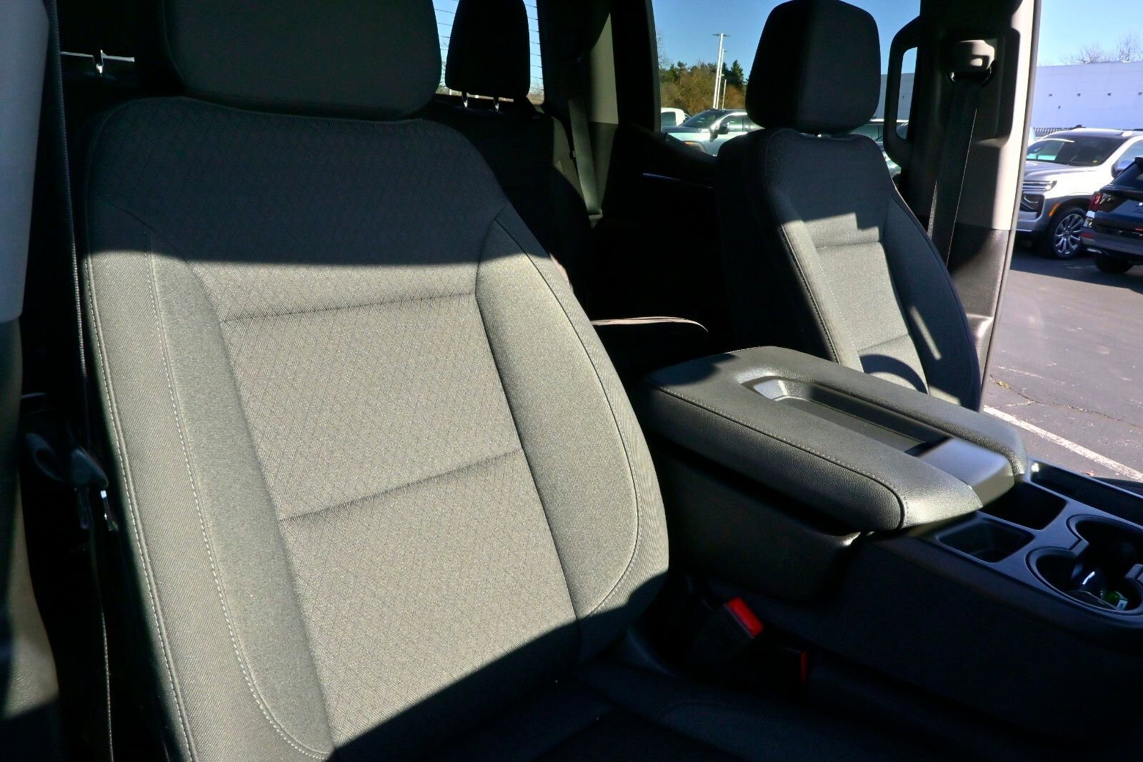 Used 2023 Chevrolet Silverado 1500 LT image 21