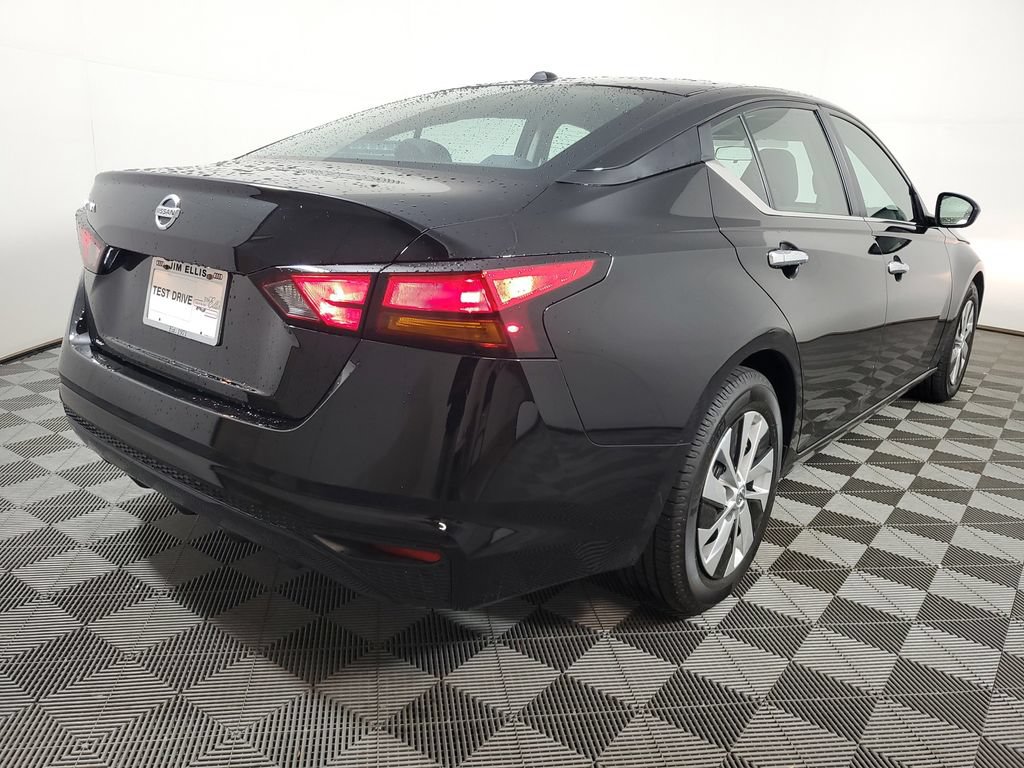 Used 2020 Nissan Altima 2.5 S FWD image 6
