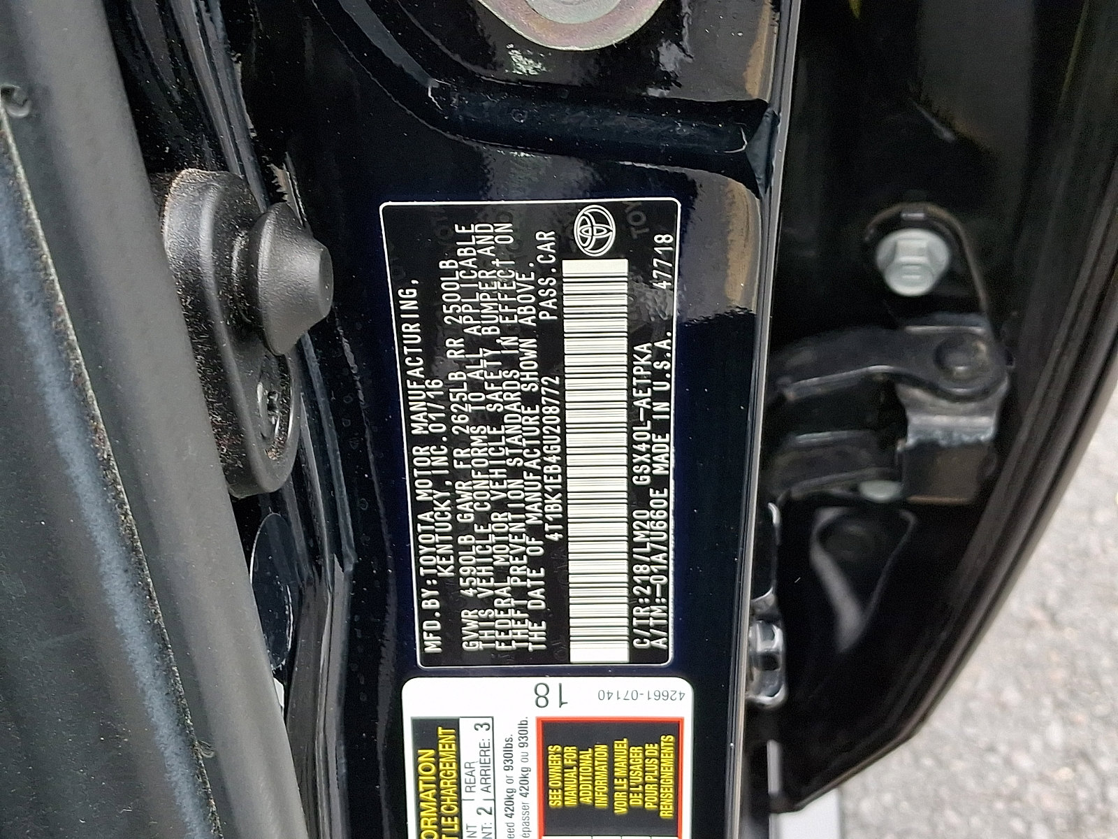 Used 2016 Toyota Avalon Limited w/ Protection Package FWD image 30