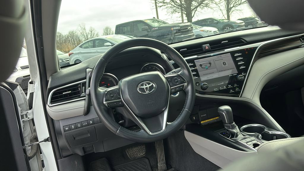 Used 2018 Toyota Camry XLE w/ Audio Package image 13