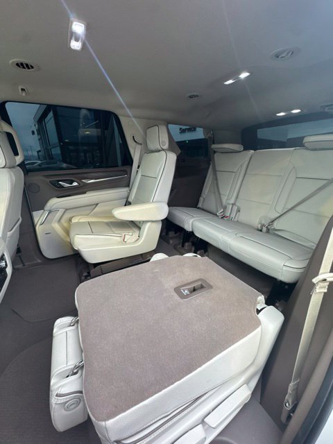 Used 2023 GMC Yukon Denali AWD/4WD image 14