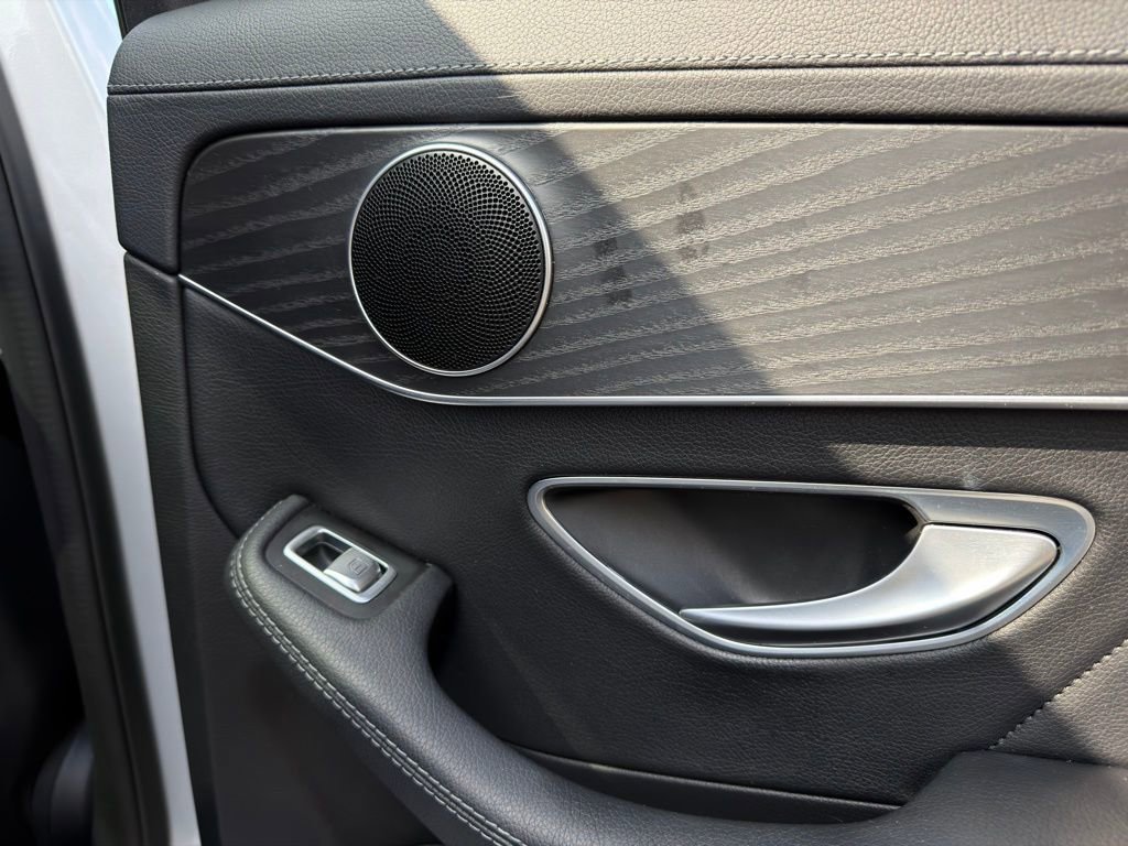 Used 2016 Mercedes-Benz C 300 Sedan w/ Multimedia Package image 29