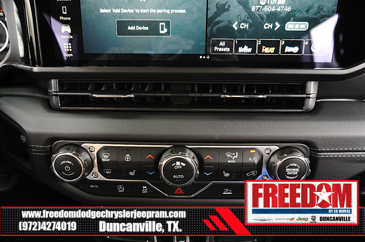 New 2026 Jeep Gladiator Sport AWD/4WD image 22