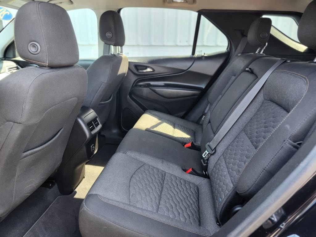 Used 2020 Chevrolet Equinox LT w/ Driver Convenience Package AWD/4WD image 14