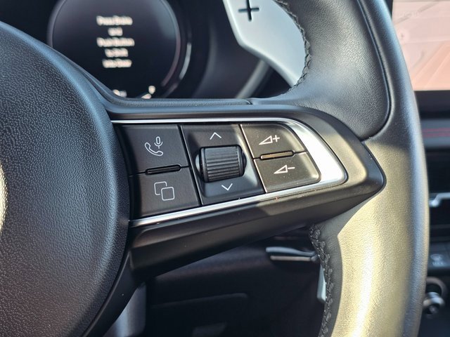 Used 2024 Dodge Hornet R/T Plus w/ Tech Pack Plus w/o Parking image 25