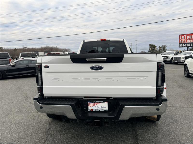 Used 2017 Ford F350 Lariat w/ Lariat Ultimate Package image 6