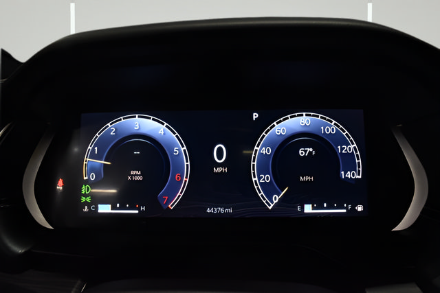 Used 2022 Jeep Grand Cherokee Overland w/ Luxury Tech Group IV AWD/4WD image 22