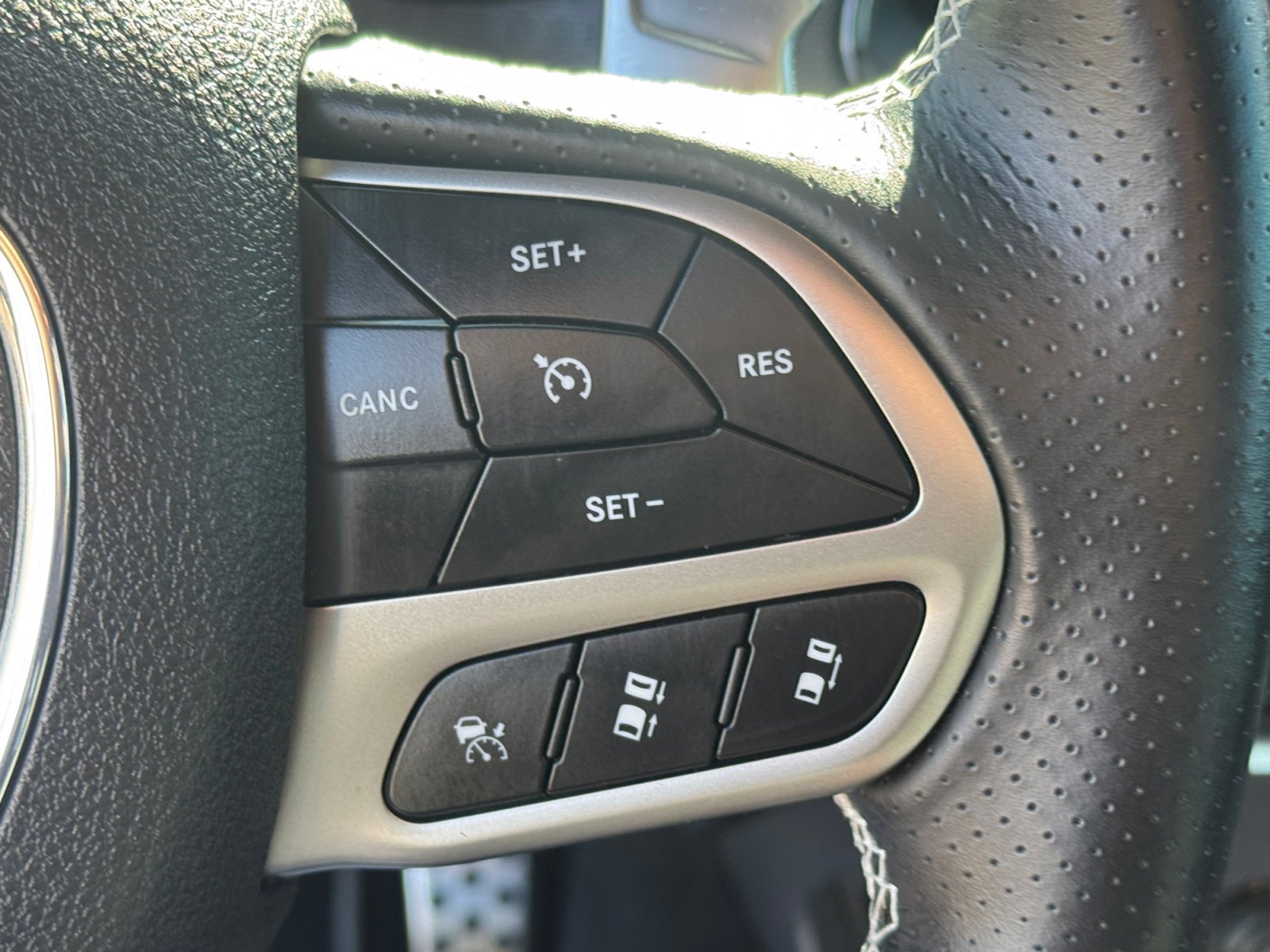 Used 2023 Dodge Challenger SRT Hellcat image 19