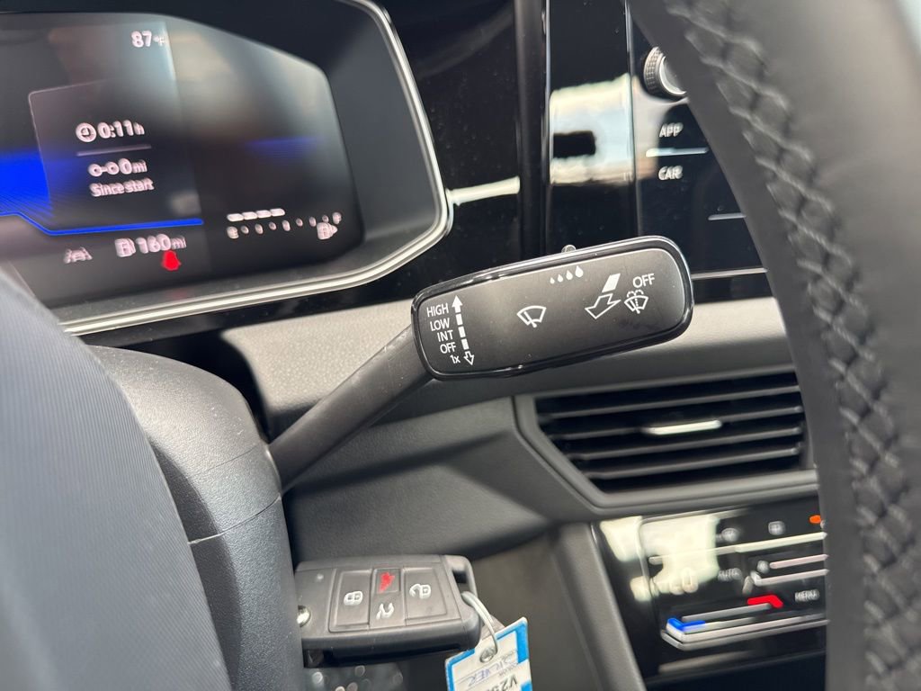 New 2025 Volkswagen Jetta Sport image 34