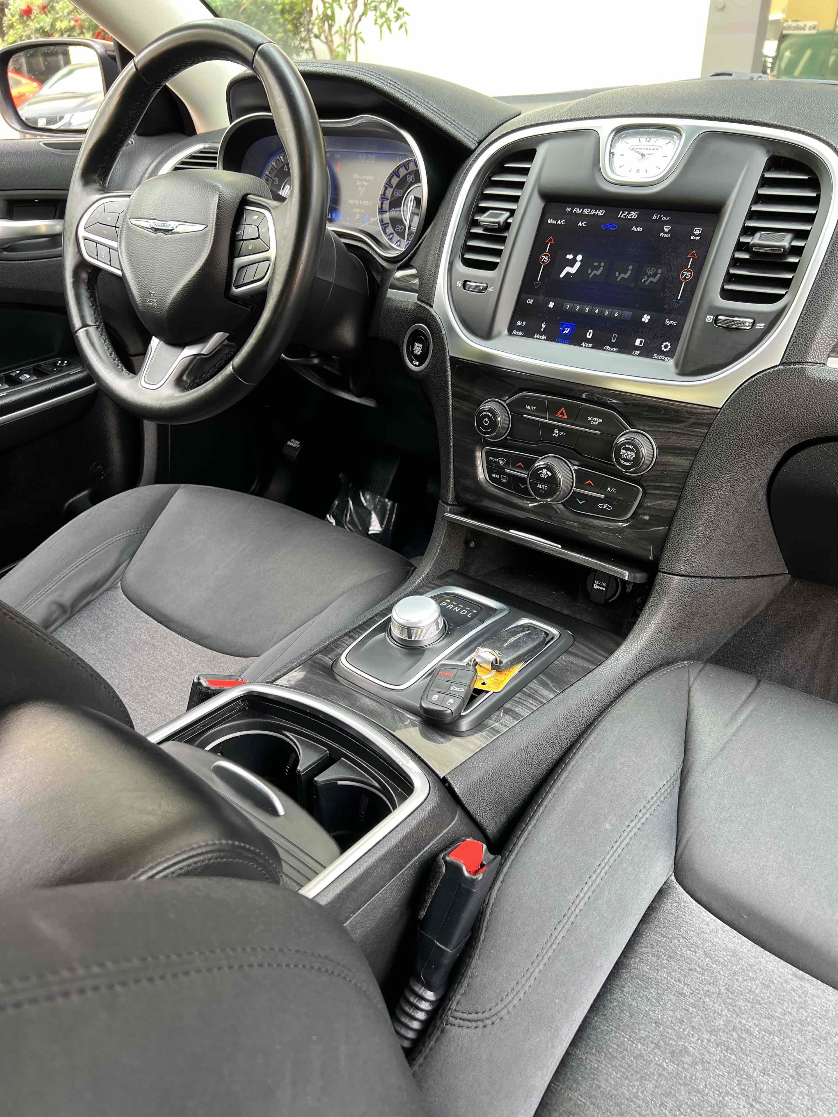 Used 2019 Chrysler 300 Touring w/ Sport Appearance Package image 37