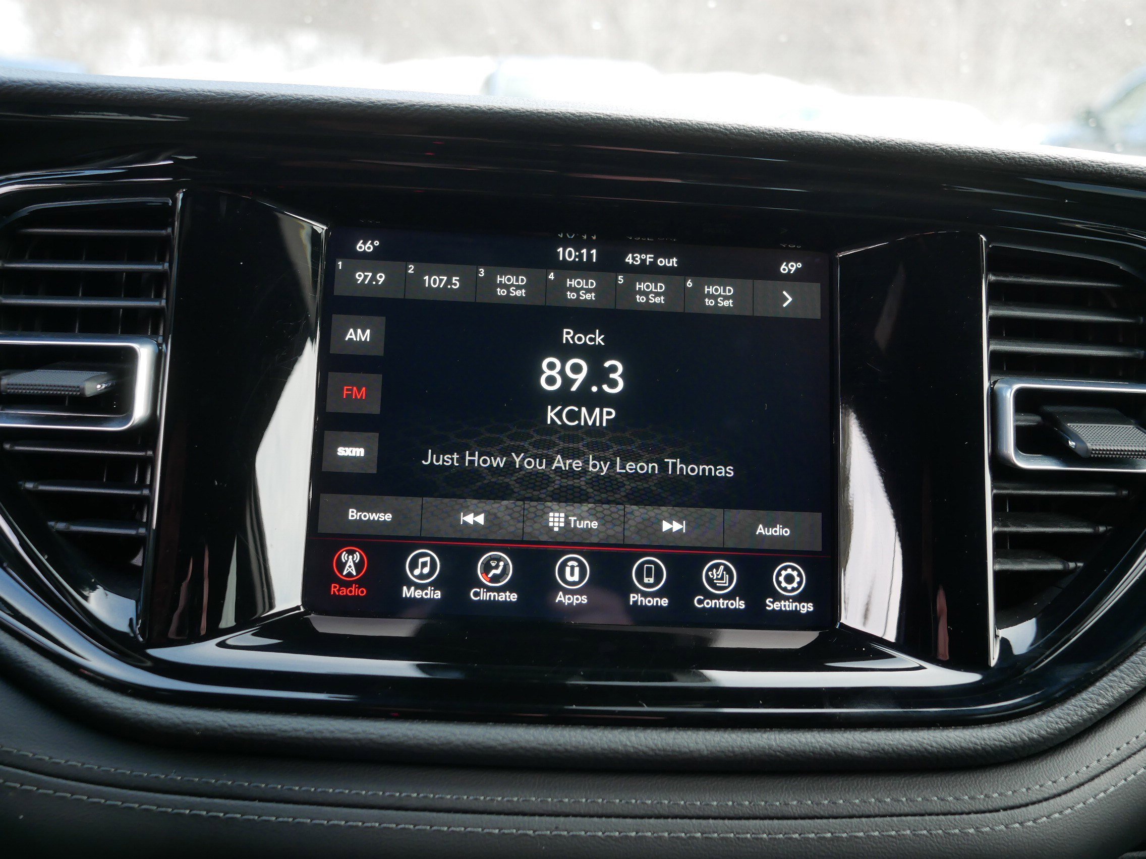 Certified 2024 Dodge Durango SXT image 22