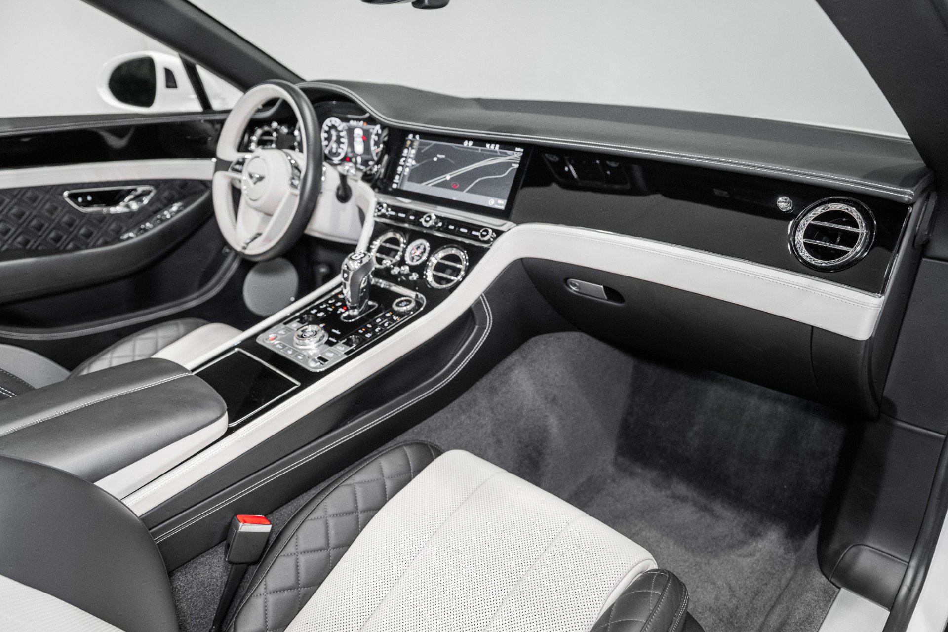 Certified 2020 Bentley Continental GT AWD/4WD image 4