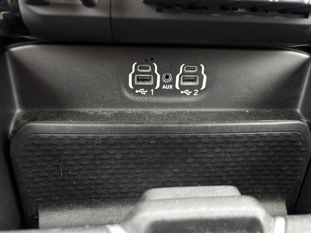 Used 2021 RAM 3500 Big Horn AWD/4WD image 30