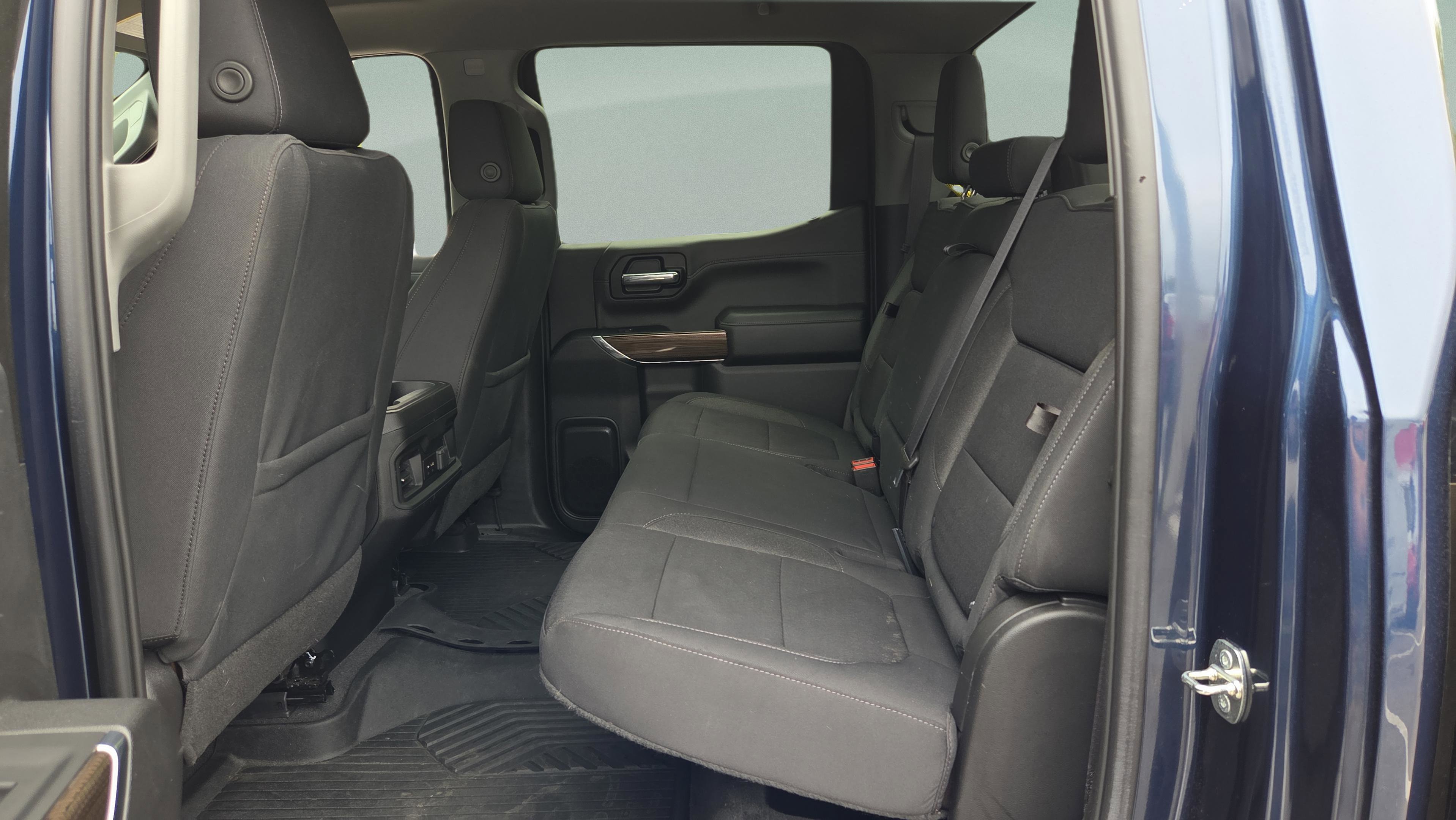 Used 2021 Chevrolet Silverado 1500 LT Trail Boss AWD/4WD image 11