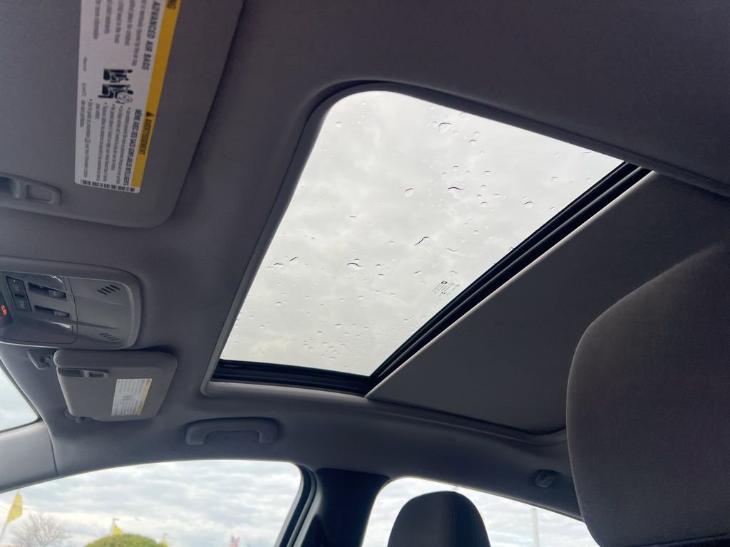 Used 2024 Chevrolet Malibu LT image 11