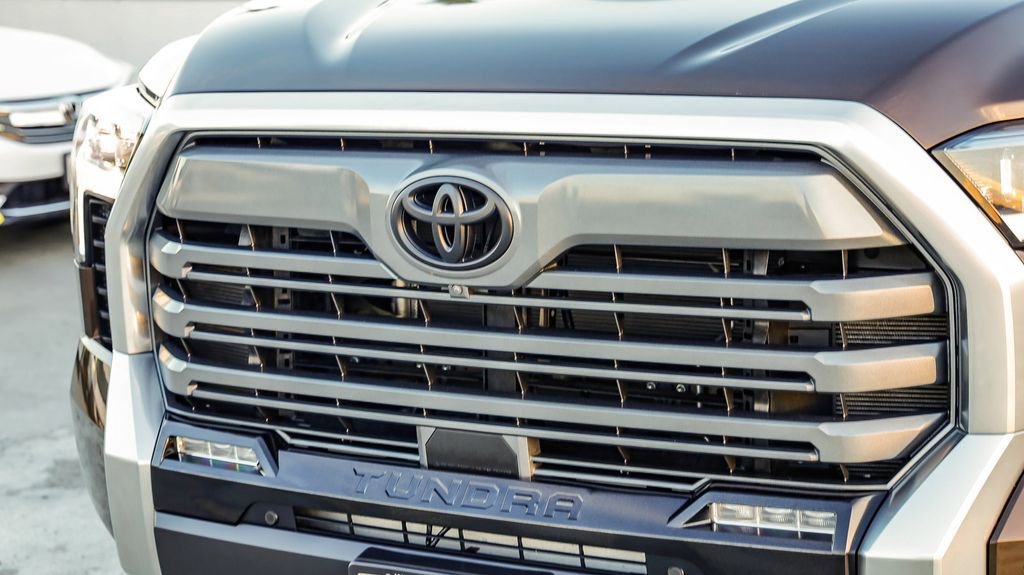 Used 2023 Toyota Tundra Limited image 6