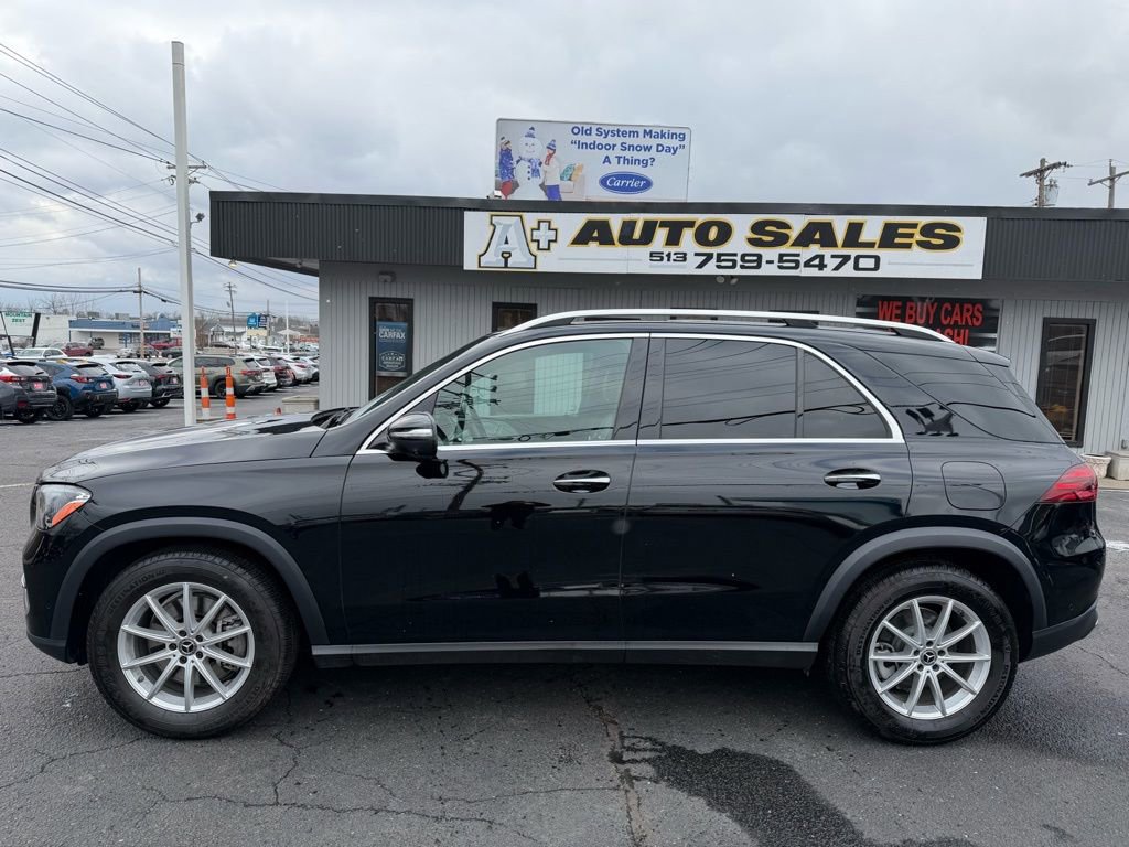 Used 2024 Mercedes-Benz GLE 450e 4MATIC image 1