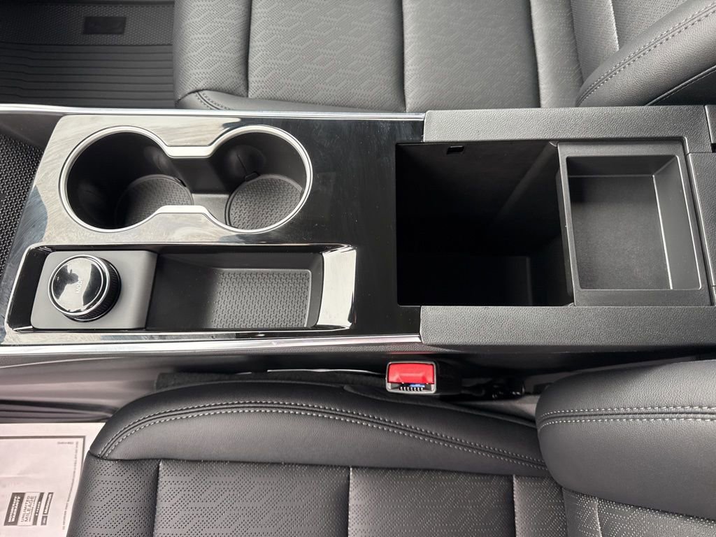 New 2026 Chevrolet Equinox LT w/ Convenience Package II image 18