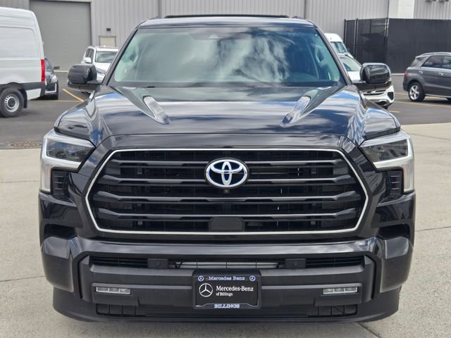 Used 2024 Toyota Sequoia SR5 w/ SR5 Premium Package AWD/4WD image 40