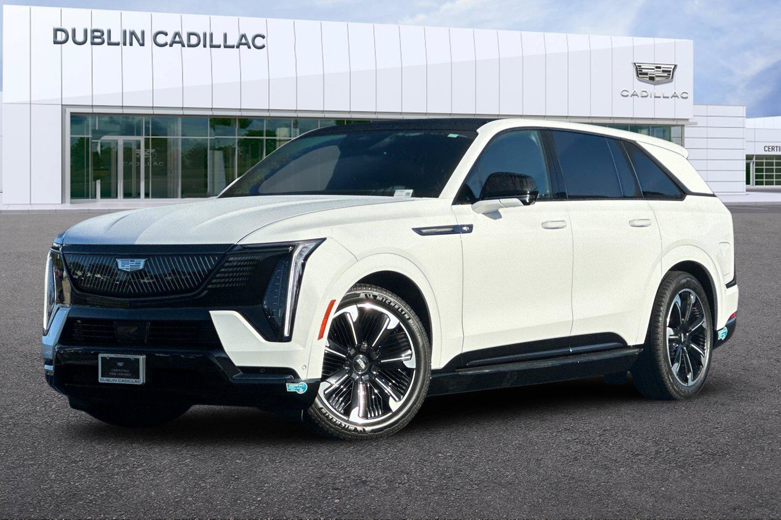 Certified 2025 Cadillac Escalade IQ Sport 1 w/ Smart Trailering package AWD/4WD image 8