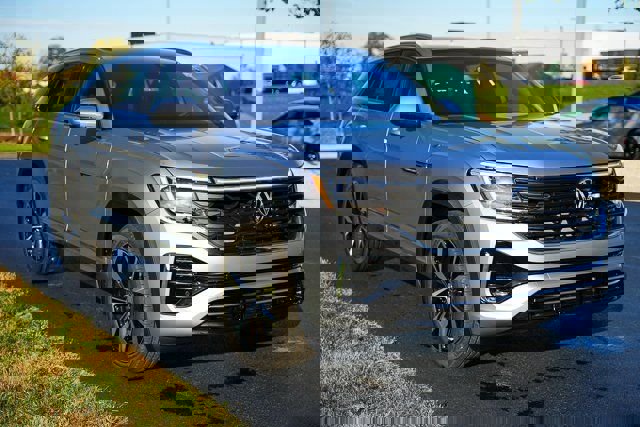 New 2026 Volkswagen Atlas Cross Sport SEL Premium R-Line image 46