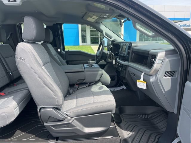 Used 2024 Ford F250 XL w/ STX Appearance Package AWD/4WD image 18