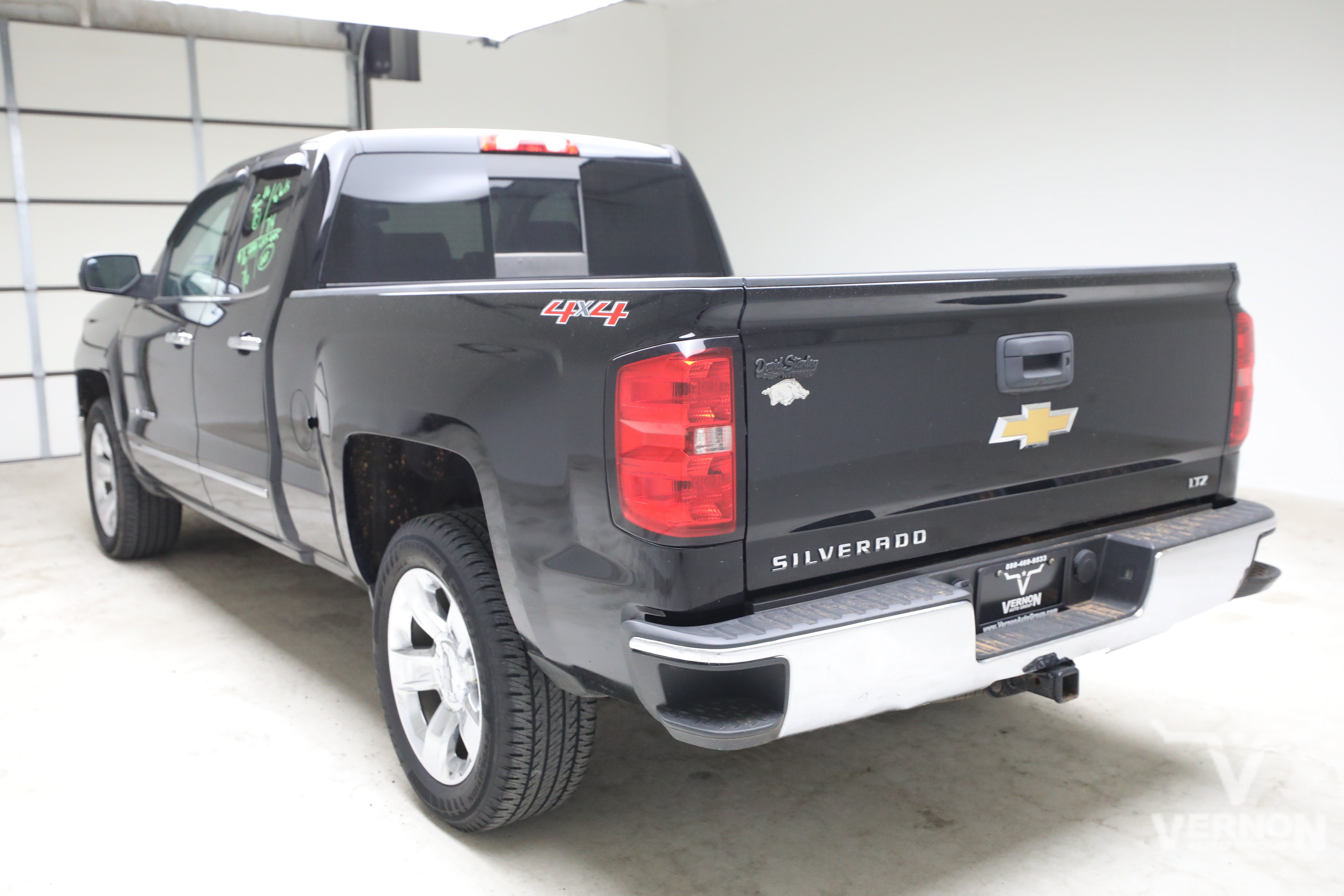 Used 2015 Chevrolet Silverado 1500 LTZ AWD/4WD image 2