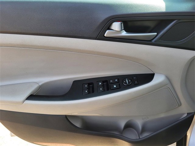 Used 2017 Hyundai Tucson Sport image 16