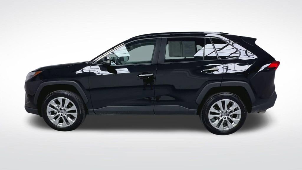 Certified 2025 Toyota RAV4 Limited w/ Advanced Technology Package AWD/4WD image 21