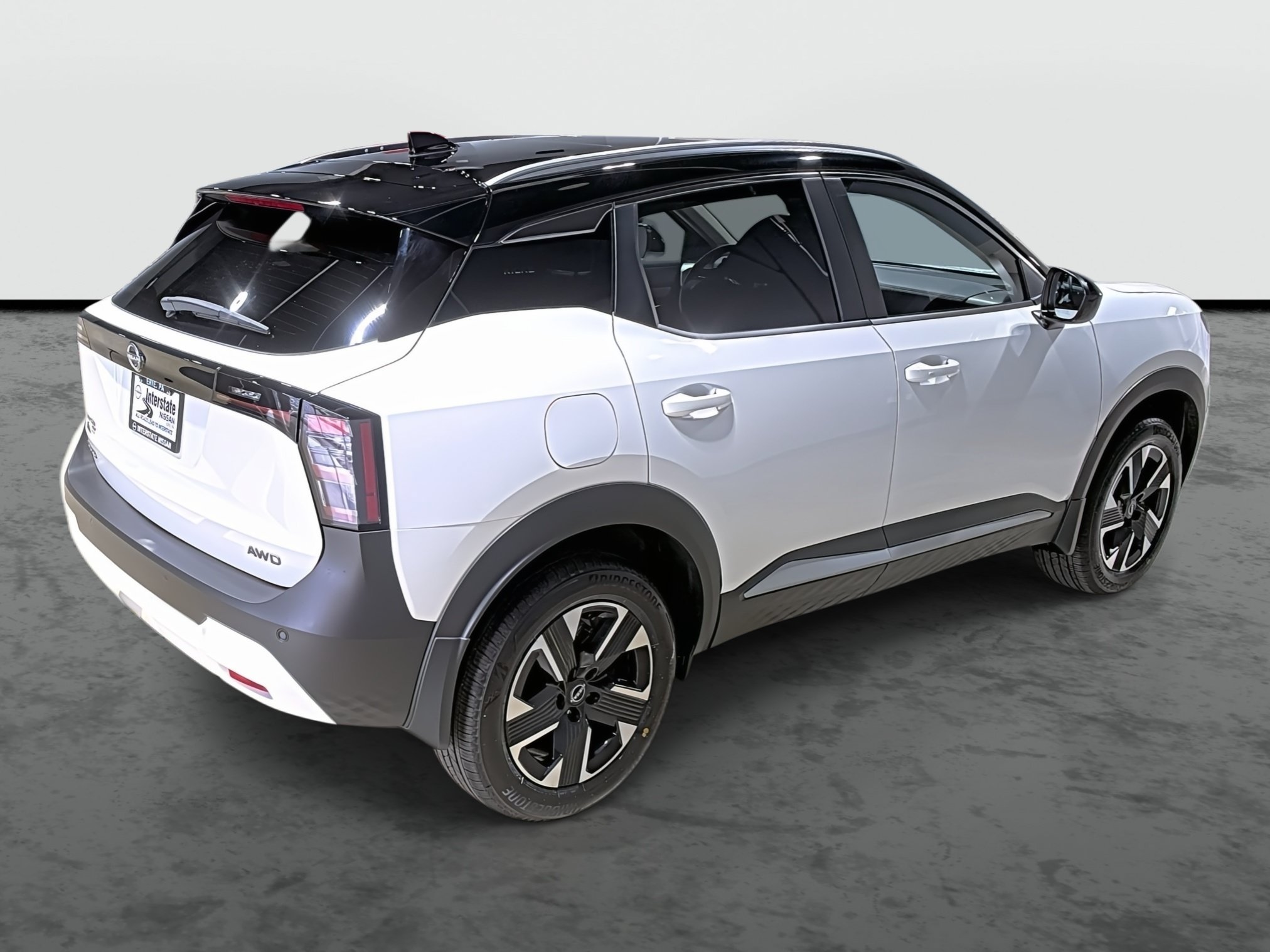 New 2026 Nissan Kicks SV w/ SV Premium Package AWD/4WD image 4