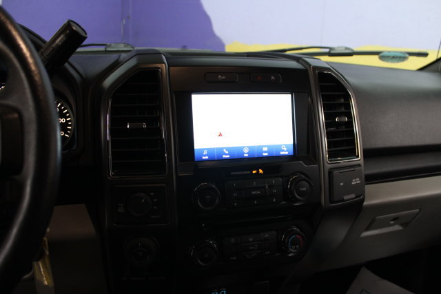 Used 2018 Ford F150 XLT w/ Equipment Group 302A Luxury AWD/4WD image 19