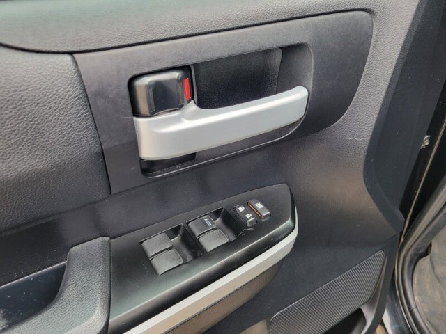 Used 2016 Toyota Tundra SR5 image 15