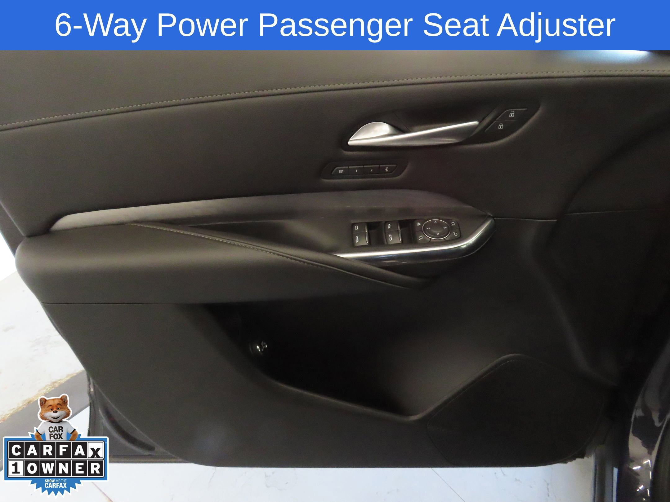 Used 2024 Cadillac XT4 Premium Luxury image 11