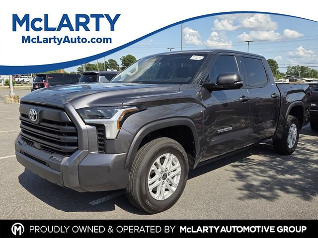 Used 2023 Toyota Tundra SR5 w/ SR5 Convenience Package AWD/4WD image 1