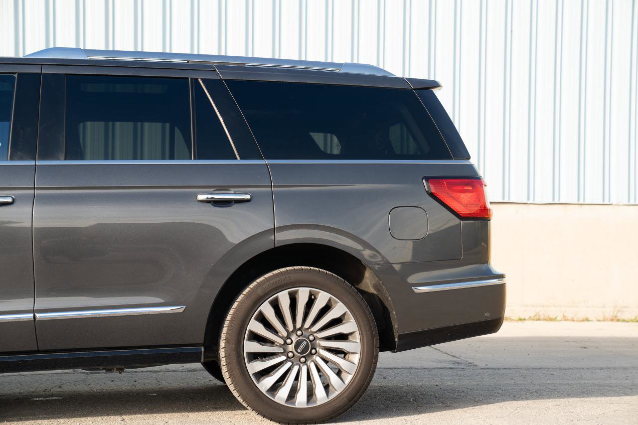 Used 2018 Lincoln Navigator Reserve w/ Technology Package image 8
