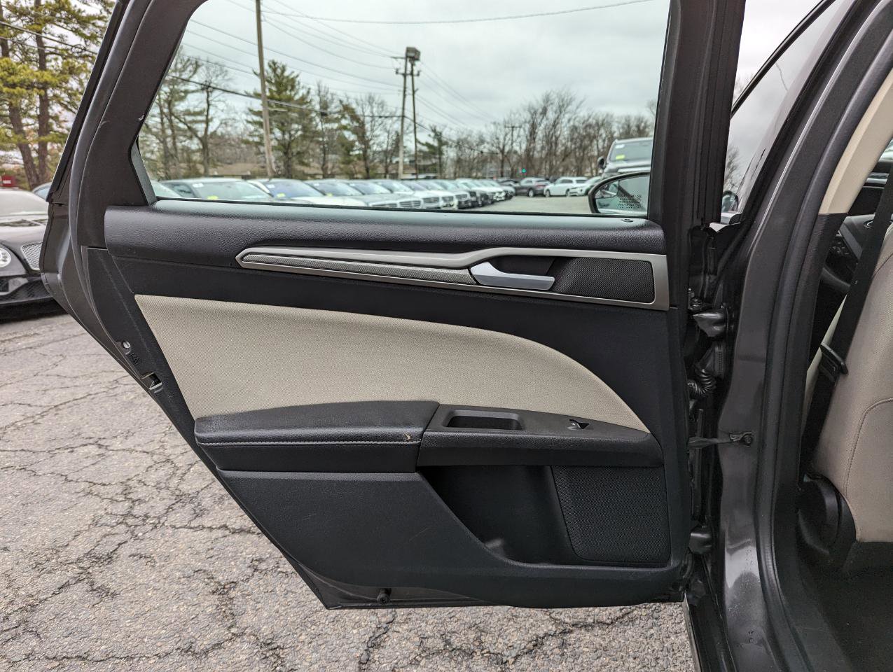 Used 2017 Ford Fusion S image 38