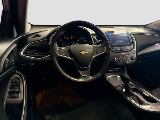Used 2021 Chevrolet Malibu RS image 20