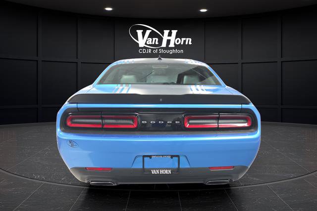 Used 2015 Dodge Challenger R/T Plus image 4