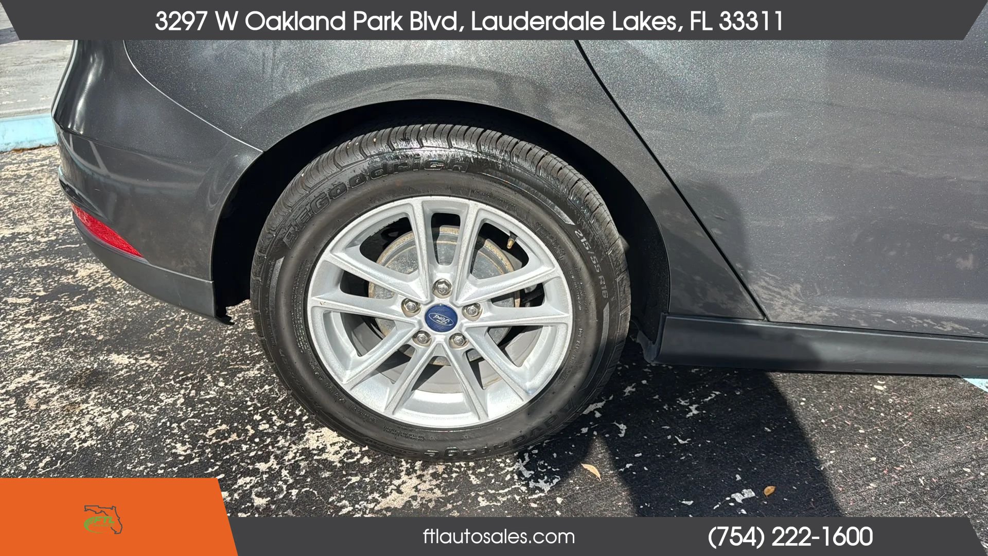 Used 2018 Ford Focus SE FWD image 16