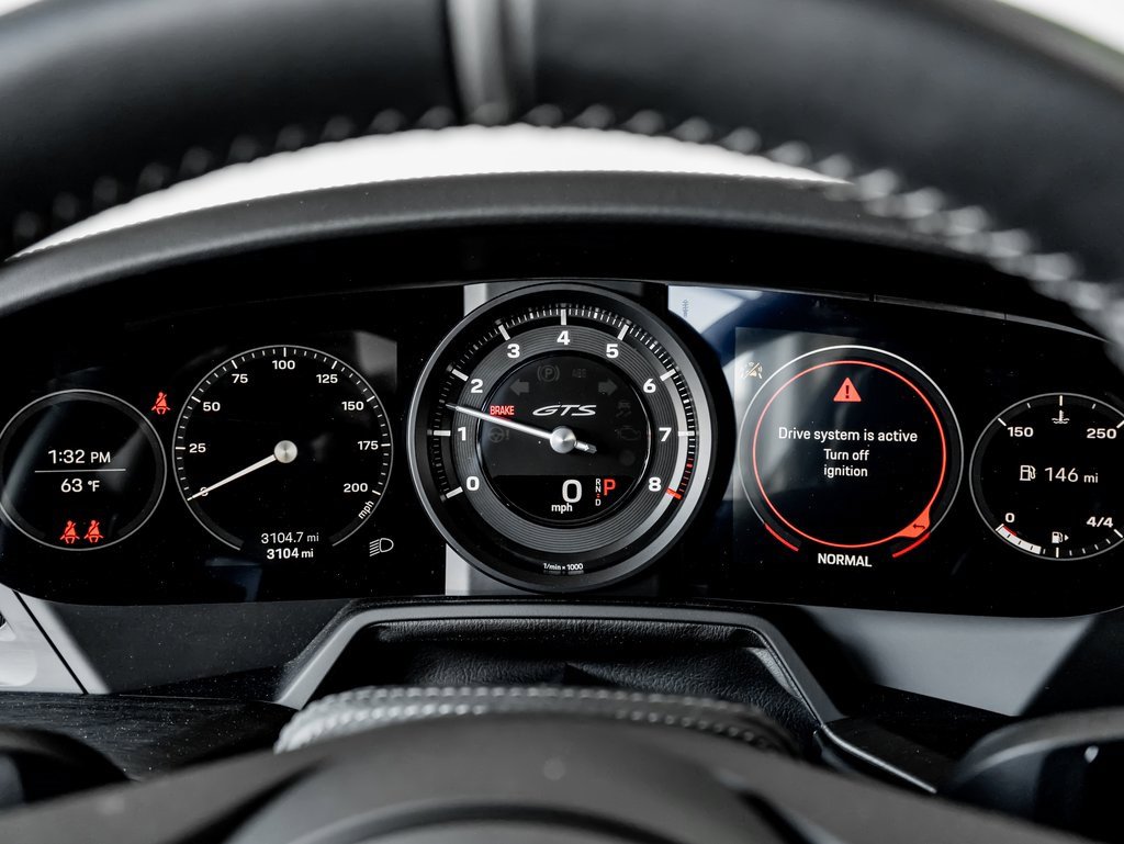 Certified 2022 Porsche 911 50th Anniversary Edition image 16