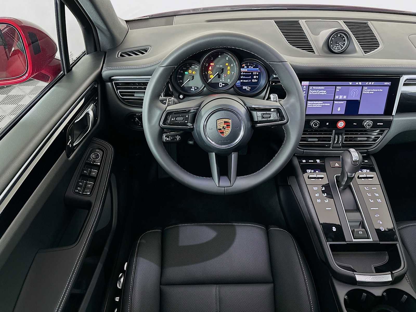 New 2026 Porsche Macan image 24