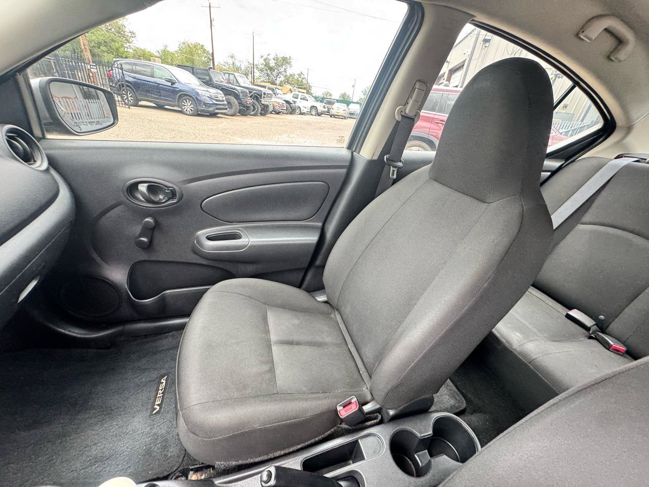 Used 2017 Nissan Versa S FWD image 15