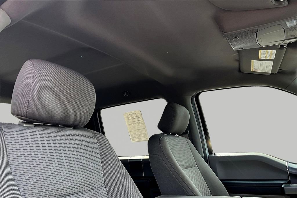 Used 2019 Ford F350 XLT w/ XLT Premium Package AWD/4WD image 32