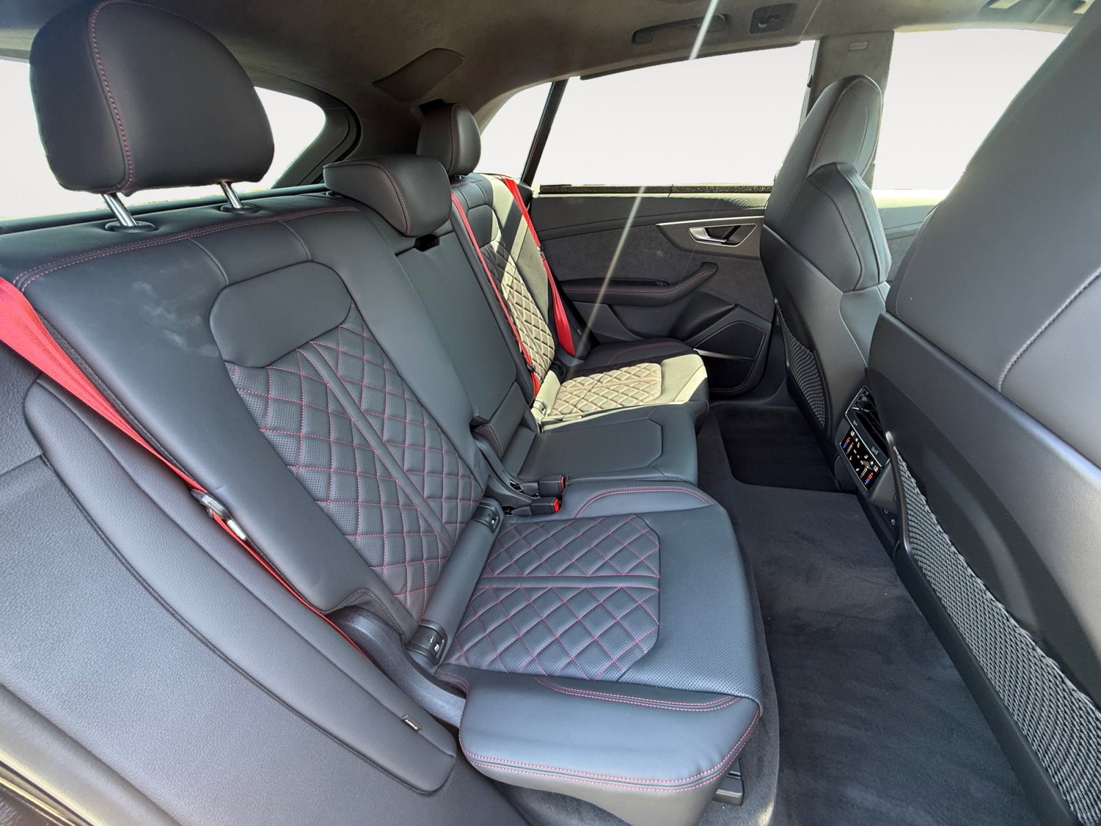 New 2026 Audi SQ8 Prestige AWD/4WD image 18