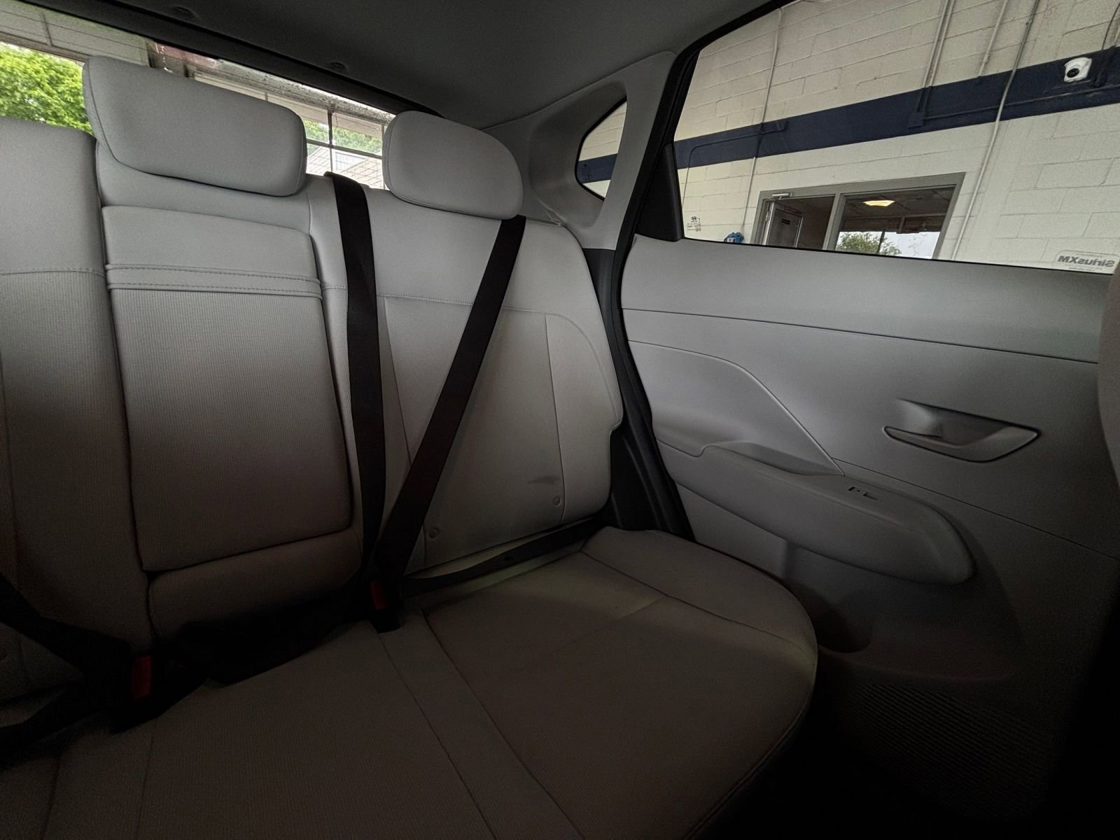 Used 2025 Hyundai Kona SEL FWD image 40