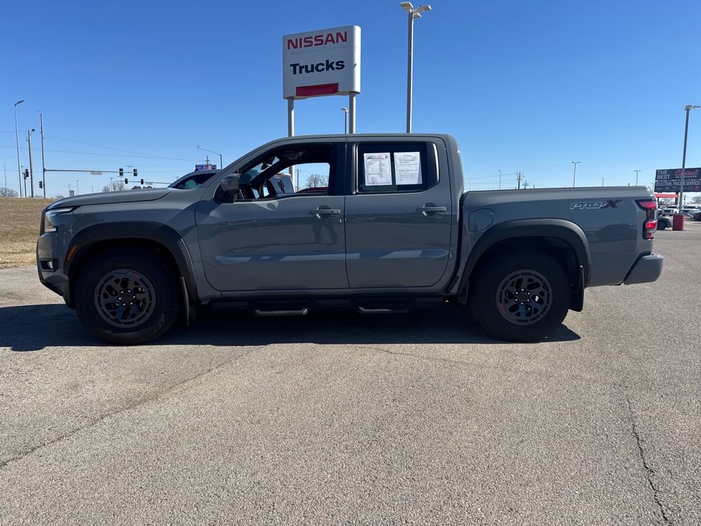 Used 2025 Nissan Frontier Pro-X w/ Pro Convenience Package image 3