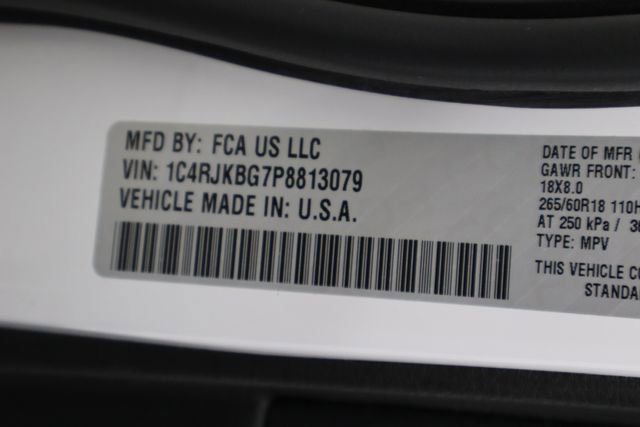 Used 2023 Jeep Grand Cherokee L Limited AWD/4WD image 27